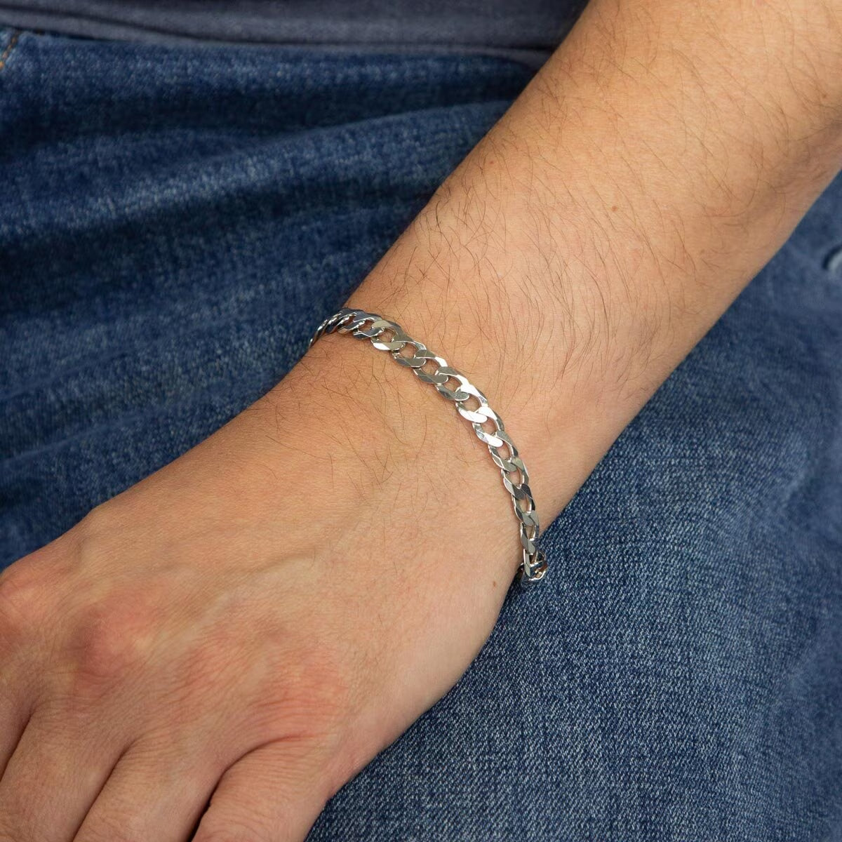 Sterling Silver Heavyweight Diamond Cut Curb Chain Bracelet